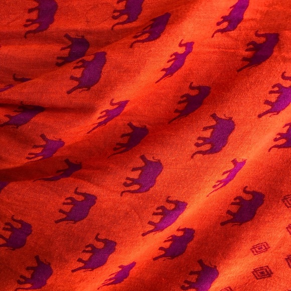 Stella & Dot Elephant Scarf - Picture 4 of 6